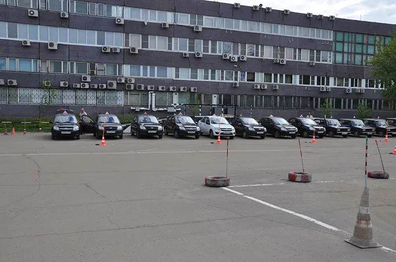 Здание учебного центра автошколы «Марьино»