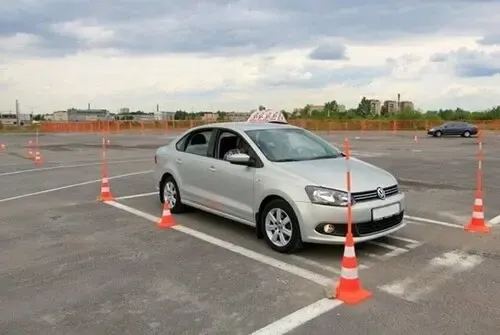 Фото автошколы Автошкола «Новые горизонты» (источник: Яндекс Карты)