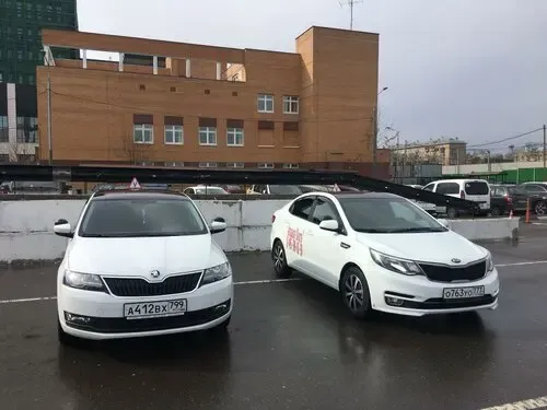 Фото автошколы Автошкола «Юность Плюс» (источник: Яндекс Карты)