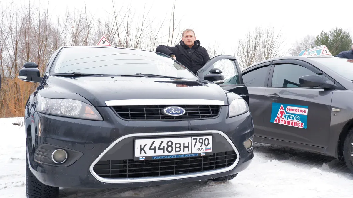 Учебные автомобили автошколы Автошкола «АвтоШанс». Фото с официального сайта.